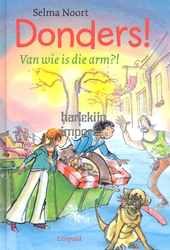 Donders! Van wie is die arm. 8+